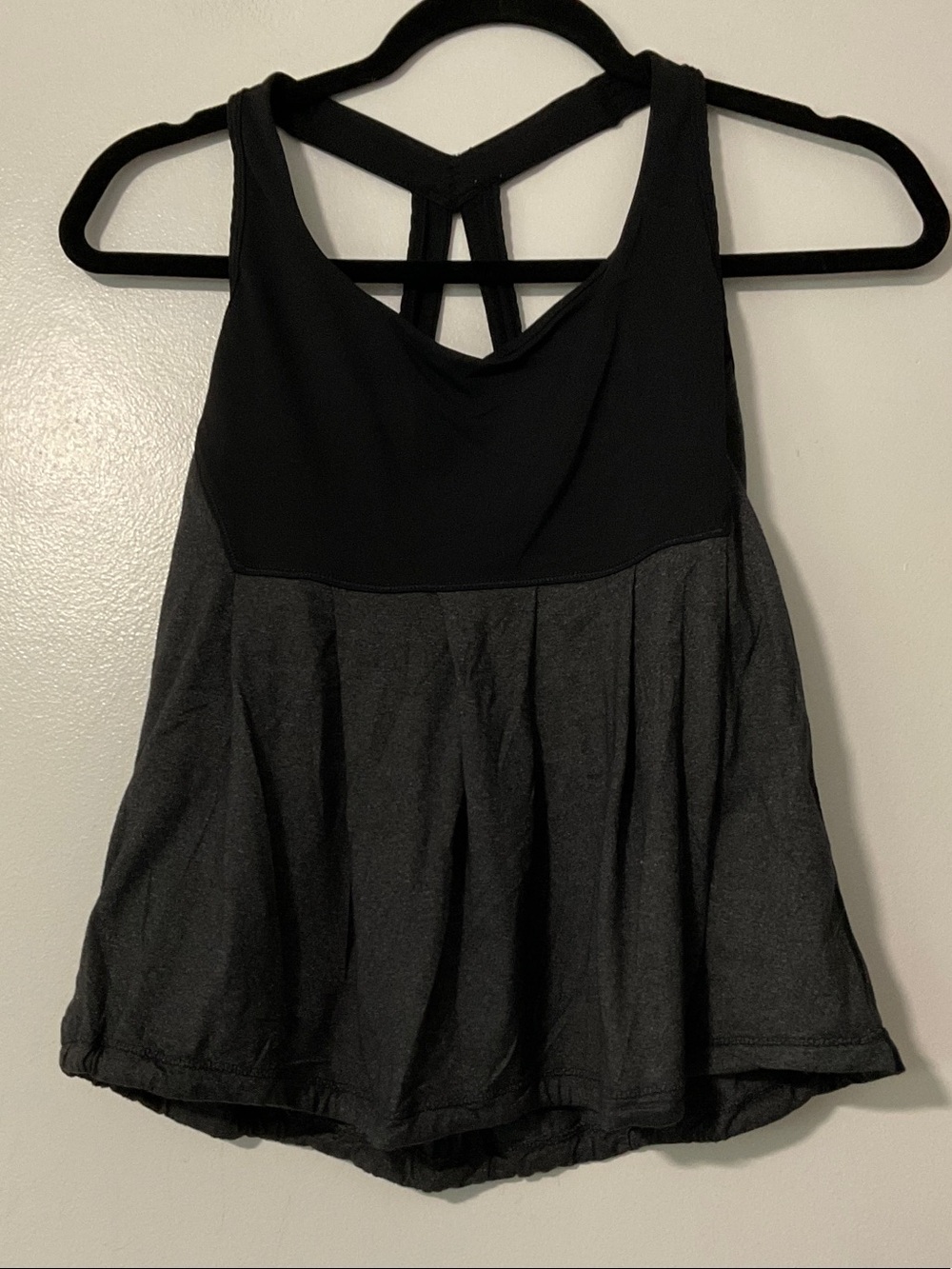Lululemon tank top